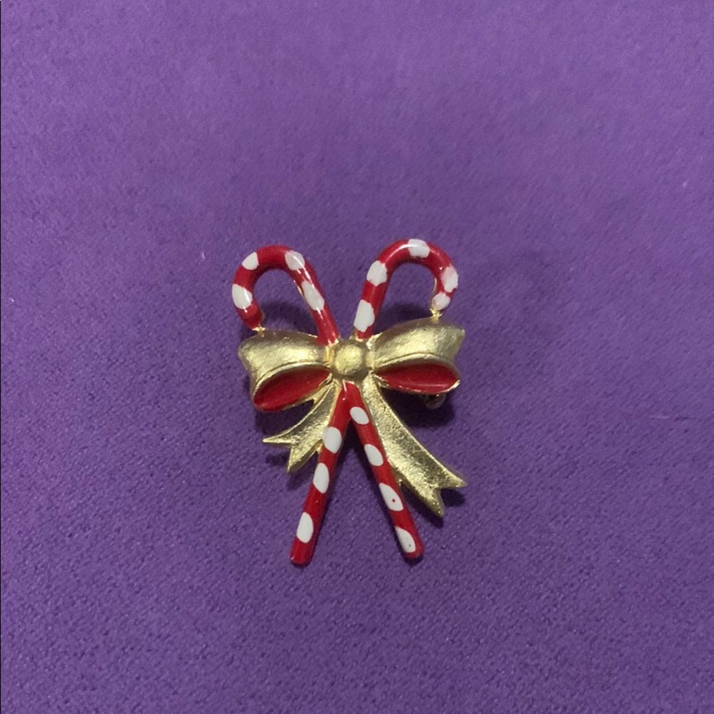 Festive vintage Candy Cane Brooch with Gold Bow